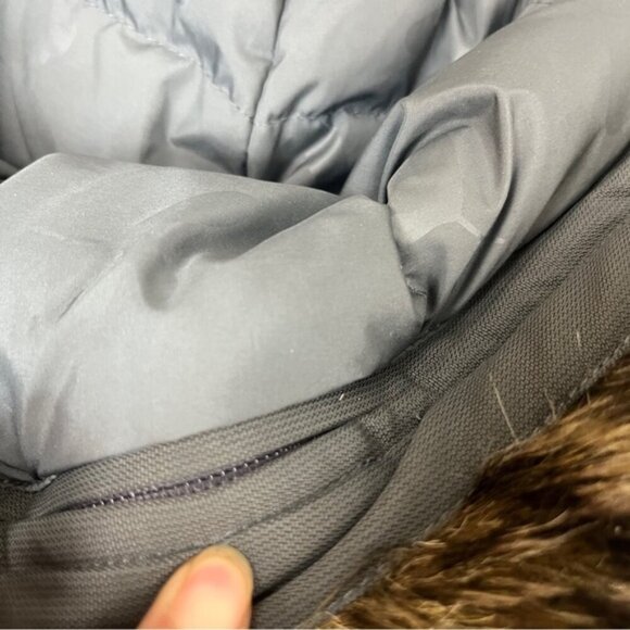 Community Aritzia down filled Parka removable hoodie vest Sz L - Picture 6 of 14